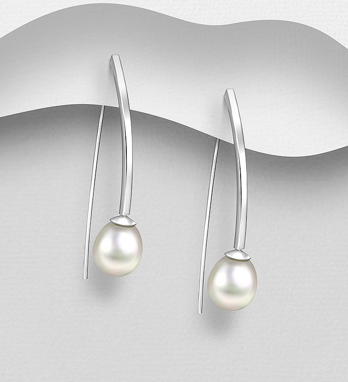 382-2577 - Wholesale 925 Sterling Silver Hook Earring Decorated with Freshwater Pearl