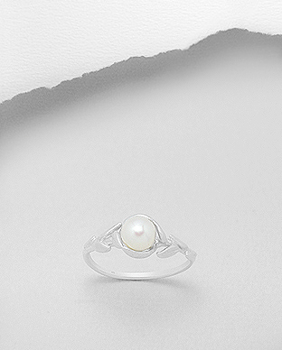 382-4309 - Wholesale 925 Sterling Silver Leaf Ring Decorated With Fresh Water Pearl