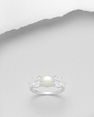 382-4495 - Wholesale 925 Sterling Silver Ring Decorated With CZ And Fresh Water Pearl
