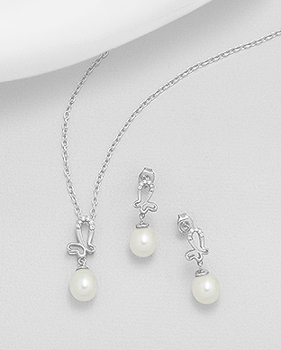 382-5001 - Wholesale 925 Sterling Silver Butterfly Set of Earrings And Pendant Decorated With CZ And Fresh Water Pearls