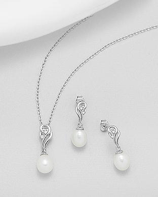 382-5002 - Wholesale 925 Sterling Silver Set of Earrings And Pendant Decorated With CZ And Fresh Water Pearls