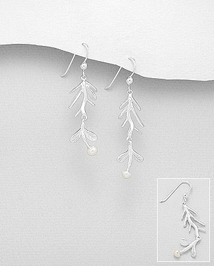 382-5128 - Wholesale 925 Sterling Silver Leaf Hook Earrings Decorated With Fresh Water Pearls