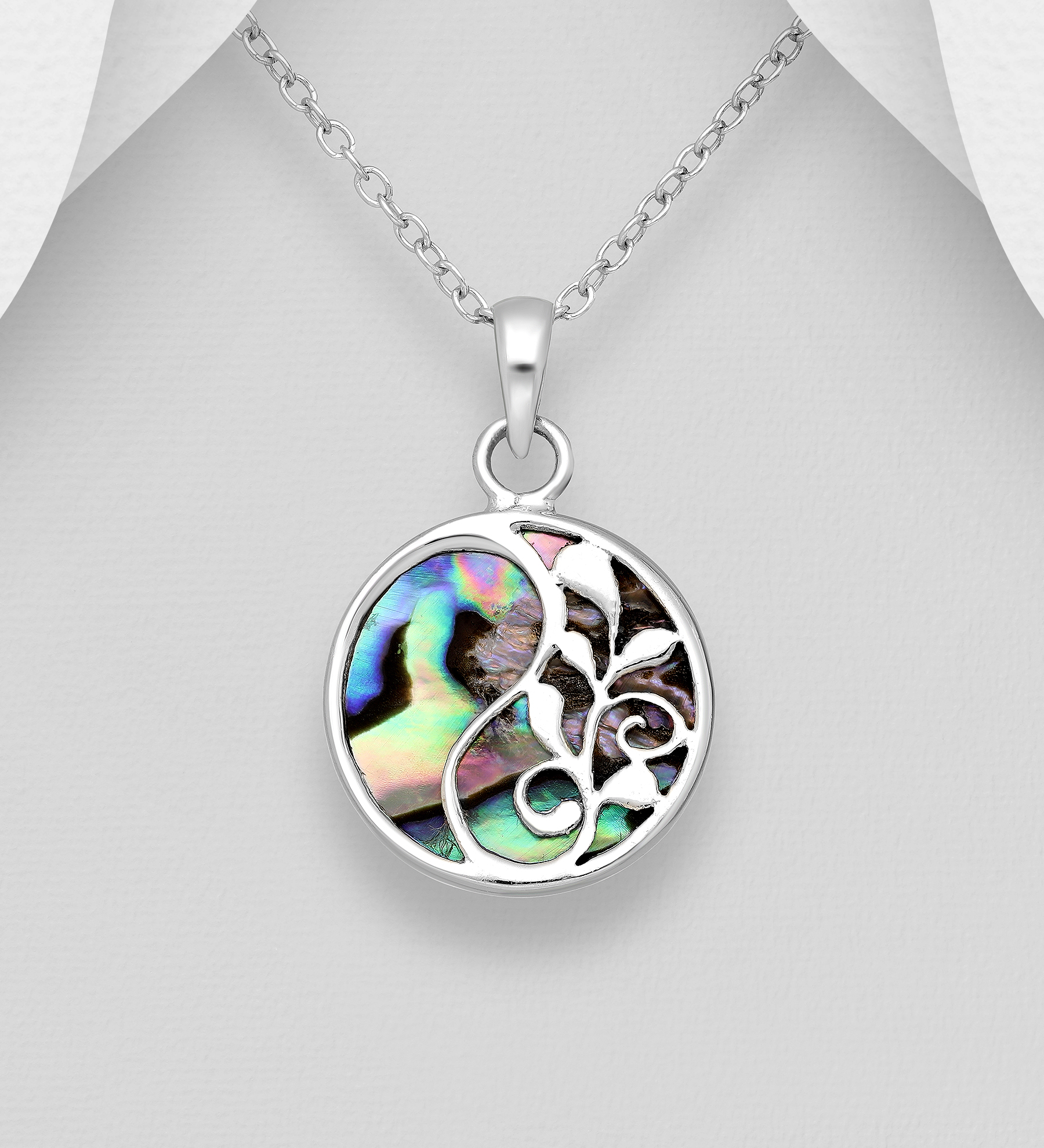 789-3865 - Wholesale 925 Sterling Silver Leaf Pendant Decorated Wwith Shell and Reconstructed Stone / Resin