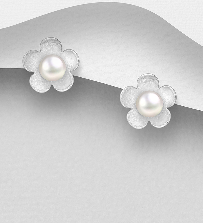 964-1024 - Wholesale 925 Sterling Silver Flower Push-Back Earrings Decorated With Simulated Pearls